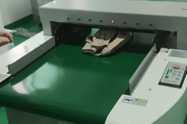 clothing-quality-metal-needle-detection