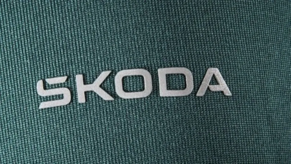 3D embossed printing on apparel fabric